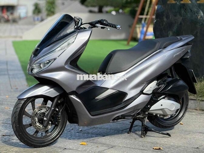 PCX 2018 Xám 14 ngan km đẹp ken chính chủ máy rin