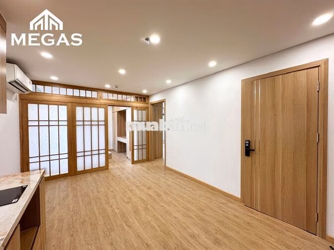 CĂN HỘ 1N1K-2N2WC MỚI FULL NỘI THẤT LẠC LONG QUÂN - LOTTE MALL TÂY HỒ