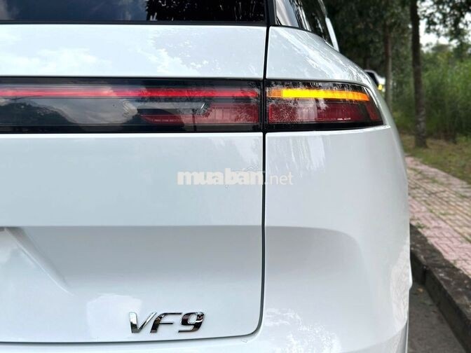 SIÊU LƯỚT 1.400KM - VF9 PLUS 26 - BẢN 6 GHẾ