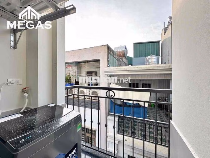 NHÀ MỚI FULL ĐỒ BAN CÔNG SIÊU THOÁNG NGAY LẠC LONG QUÂN TỪ 5TR9-6TR8