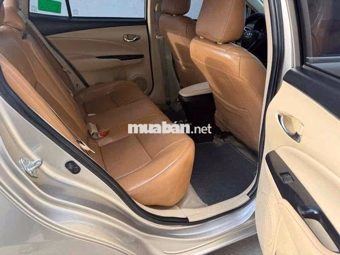 Toyota Vios 2018  Số tự động Vàng cát 30.000 km