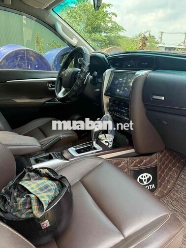 Toyota Fortuner 2017 Xăng Tự động 158000 km Trắng