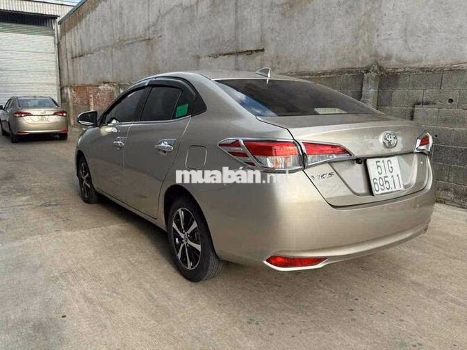Toyota Vios 2018  Số tự động Vàng cát 30.000 km