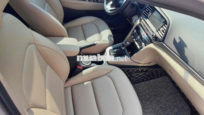 Hyundai Elantra 2021 1.6AT Trắng 28.000km