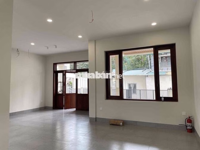 Mặt bằng siêu mới Đông y, văn phòng Nguyễn Du, p Lâm Viên
