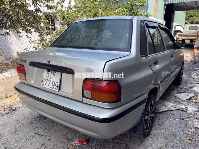 Kia Pride rất cứng, máy số êm