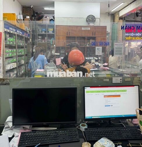 Cần tuyển nữ phụ kho Linh Kiện Điện Thoại