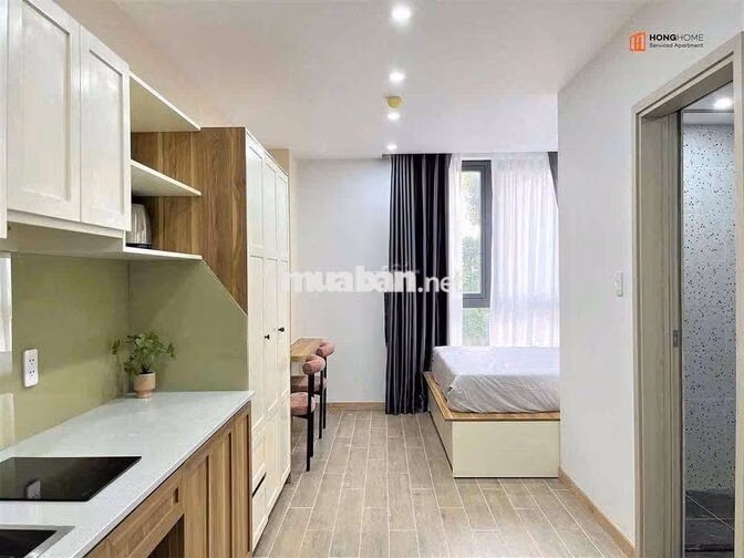 Căn Hộ Ban Công Đẹp Full Nội Thất, Thang Máy Gần Sân Bay Tân Sơn Nhất