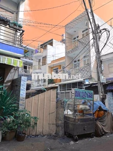 Lô góc 3MT hẻm chỉ 76Tr/m² 5x17 CN 84m² 492 Quang Trung P10 6,7 tỷ TL
