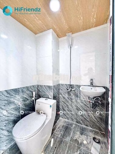 Khai trương toà CHDV mới xây đi bộ qua đại học GTVT, Hutech