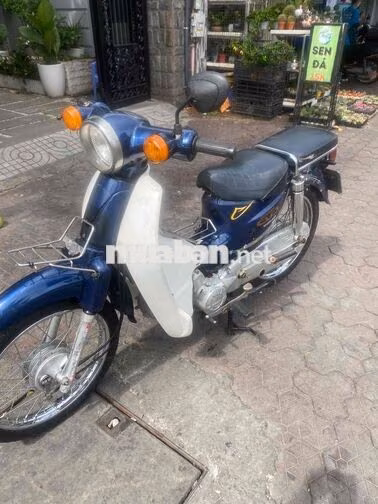 Honda cub 50cc xanh