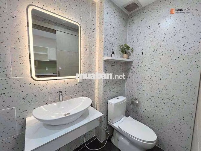 Căn Hộ Ban Công Đẹp Full Nội Thất, Thang Máy Gần Sân Bay Tân Sơn Nhất