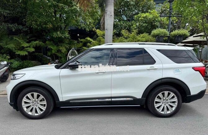 Ford Explorer 2022 Trắng xem xe còn thương lượng