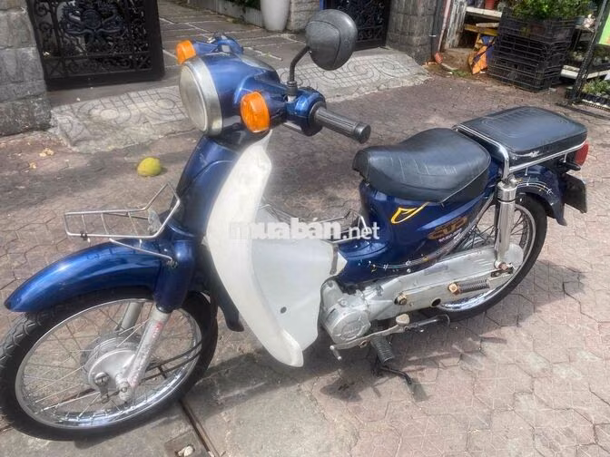Honda cub 50cc xanh
