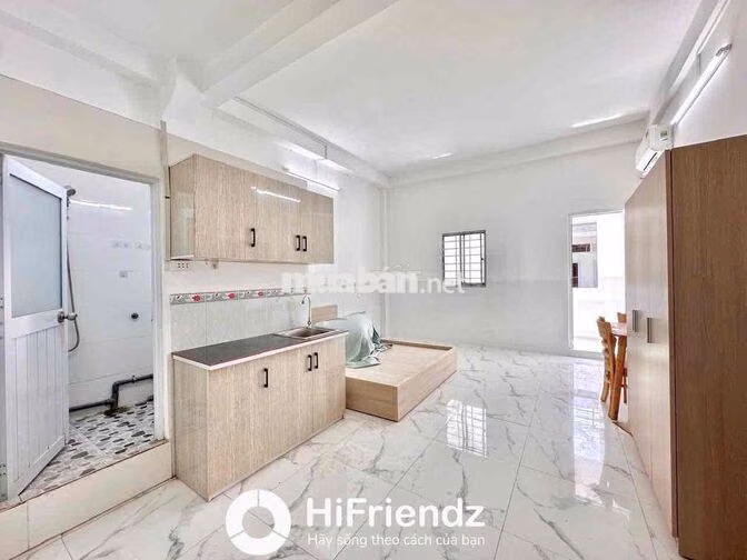 CĂN HỘ BAN CÔNG TÁCH BẾP FULL NỘI THẤT SIÊU RỘNG NGAY NGÃ TƯ BỐN XÃ
