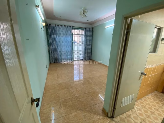 Cho thuê nhà MT Đ.Số 5B, khu Tên Lửa, 4x15m, 3 lầu, 15 triệu/tháng