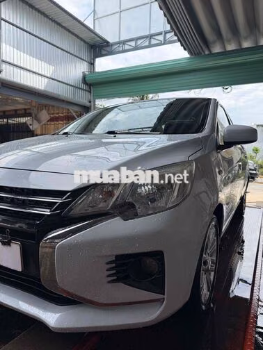 Mitsubishi Attrage 2020 Trắng