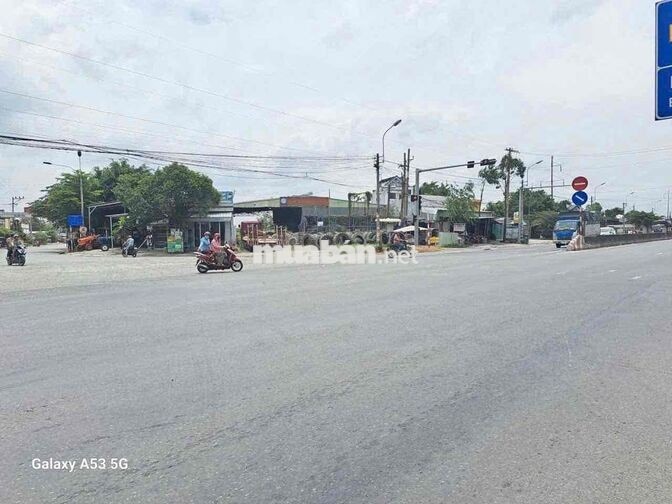 Bán 1hecta đất Sản Xuất Kinh Doanh MT Ql1A Mỹ Yên Long An