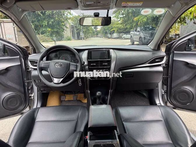 Toyota Vios 2022 Số sàn 65000 km Bạc