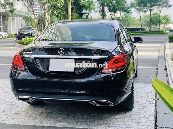Mercedes-Benz C200 Exclusive 2021 Đen 32.000 km