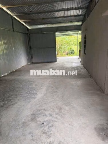 NHÀ+ ĐẤT VƯỜN.DTNHÀ 160M²DT ĐẤT 650M² 3PN PK NHÀ KHO SÂN TRƯỚC SÂN SAU