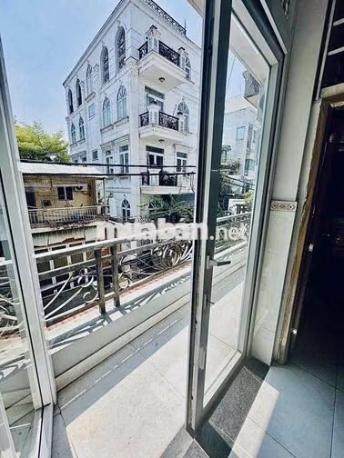 DUPLEX 2 PHÒNG NGỦ - BAN CÔNG FULL NỘI THẤT