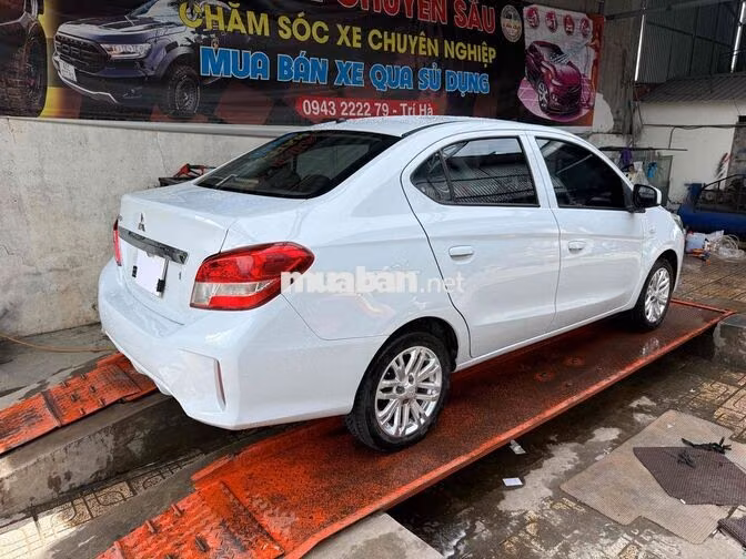 Mitsubishi Attrage 2020 Trắng