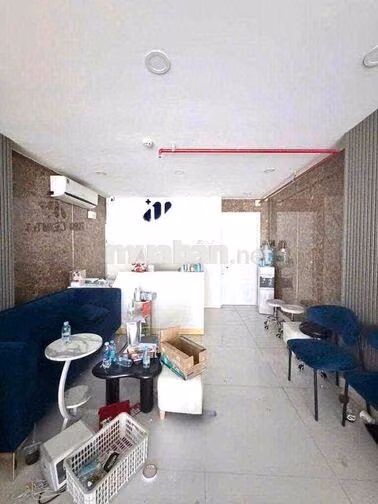 NC lê quang định . BT (1 hầm 1 trệt 6 lầu) full PCCC , máy lạnh