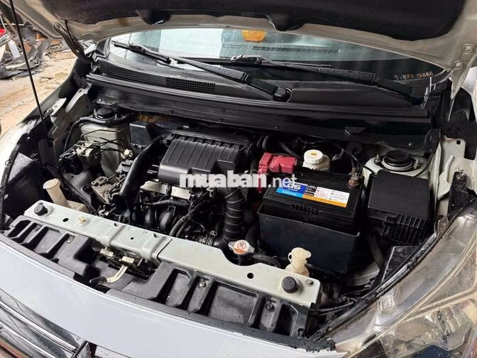 Mitsubishi Attrage 2020 Trắng