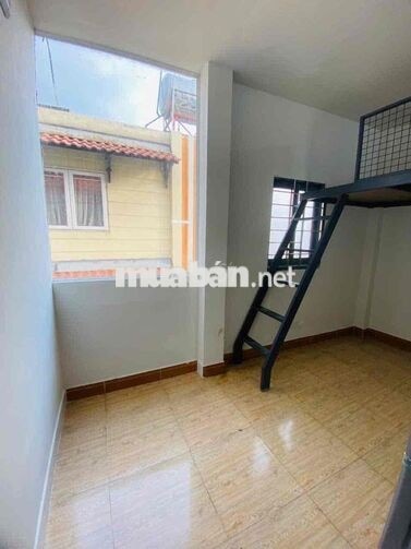 Phòng Mới Đẹp Ngay Chợ Gò Vấp - Có Gác - Giữ 2 Xe Miễn Phí - Giá 4tr2