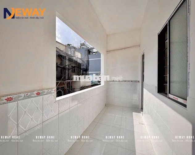 Căn hộ studio - full nội thất - bancol thoáng - ngay Ngã tư Bốn Xã