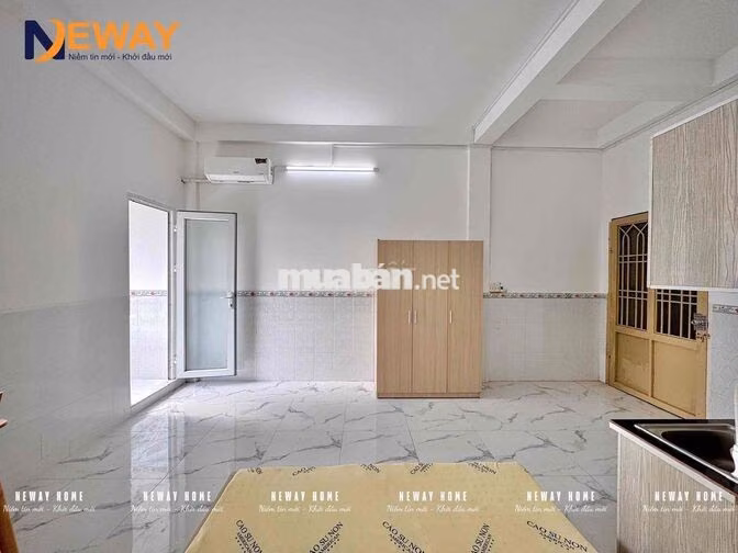 Căn hộ studio - full nội thất - bancol thoáng - ngay Ngã tư Bốn Xã