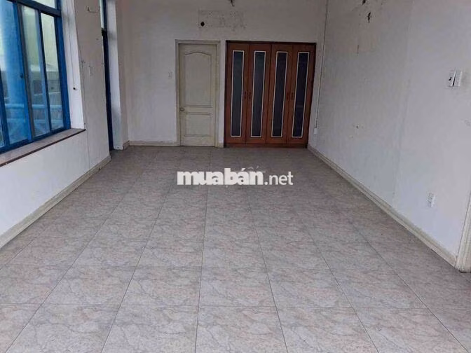 NHÀ XƯỞNG MẶT TIỀN NGUYỄN VĂN QUÁ CHO THUÊ