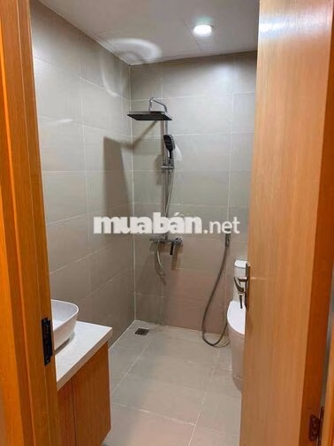 cho thuê nhà mới đẹp gần bến xe