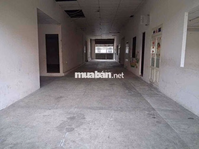 NHÀ XƯỞNG MẶT TIỀN NGUYỄN VĂN QUÁ CHO THUÊ