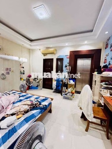 6 TẦNG +THANG MÁY- NGANG 5M– DG NHỰA 6M –11.9 TỶ TL