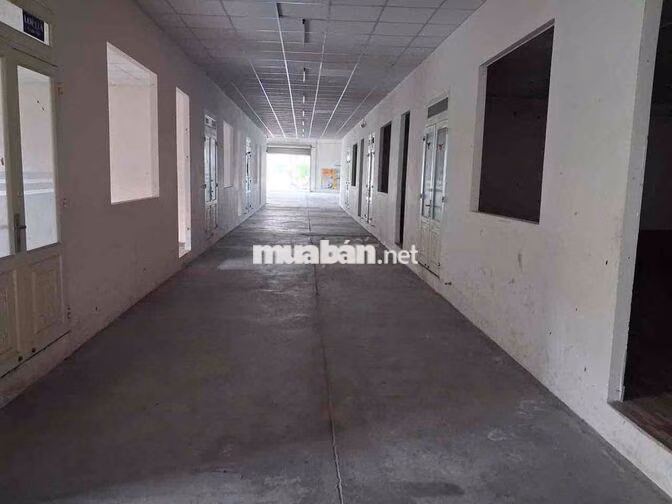 NHÀ XƯỞNG MẶT TIỀN NGUYỄN VĂN QUÁ CHO THUÊ
