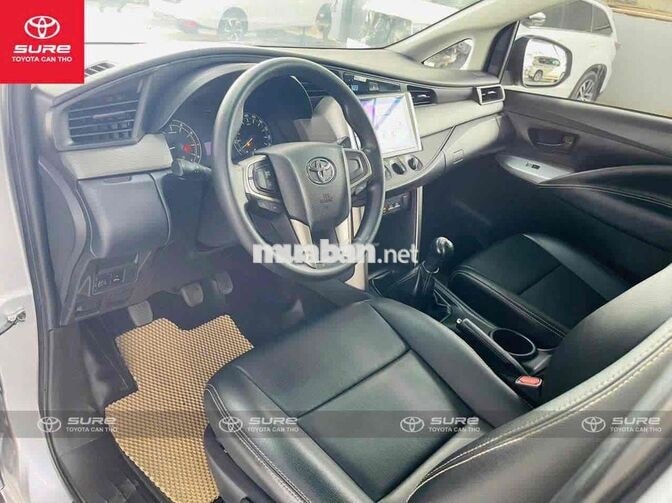 Toyota Innova E 2017 Bạc giá rẻ - bảo hành Toyota