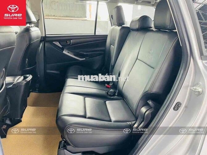Toyota Innova E 2017 Bạc giá rẻ - bảo hành Toyota