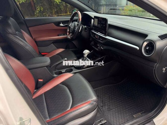 Kia K3 2.0 Premium 2024 48.800km Trắng