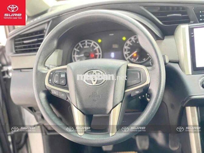 Toyota Innova E 2017 Bạc giá rẻ - bảo hành Toyota