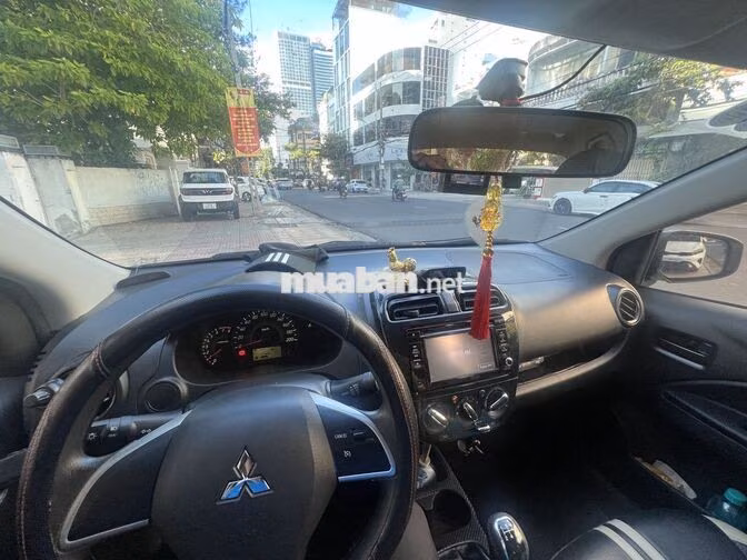Mitsubishi Attrage MT 2020 68000 km Trắng