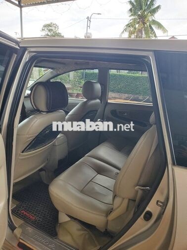 Toyota Innova 2015 Vàng cát