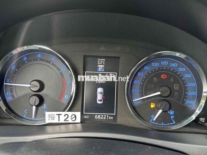 Toyota Corolla Altis 1.8G AT 2021 Trắng 60000 km