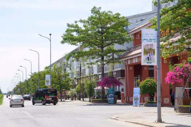 BÁN NHANH NHÀ PHỐ LIỀN KỀ 3 TẦNG CHÍNH CHỦ 