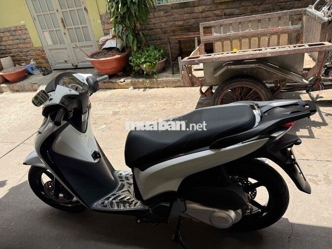 Không có nhu cầu đi. Gia đình chính chủ cần bán SH