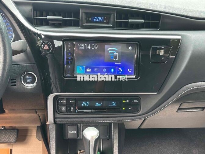 Toyota Corolla Altis 1.8G AT 2021 Trắng 60000 km