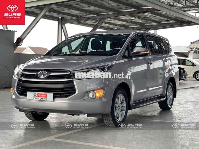 Toyota Innova E 2017 Bạc giá rẻ - bảo hành Toyota
