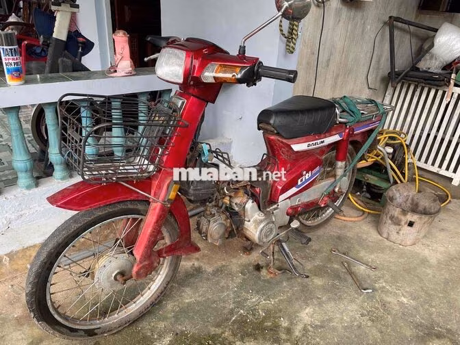 Daelim Citi 100 Chở Hàng Đỏ