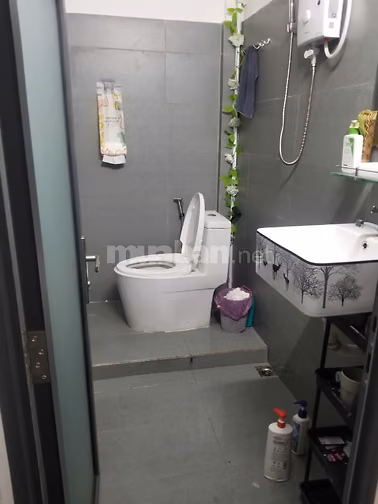 CHO THUÊ NHÀ 2 MẶT TIỀN LÊ ĐẠI HÀNH – ĐỐI DIỆN FLEMINGTON, Q.11 | 3 TẦ